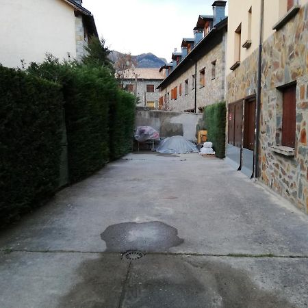 Pequeno Adosado De Montana Con Terraza Villa Villanova Dış mekan fotoğraf
